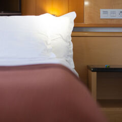 Hotel Silken Rona Dalba сейф в номере