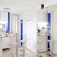Отель Athens Plaza Luxury Apartments Греция, Афины - отзывы, цены и фото номеров - забронировать отель Athens Plaza Luxury Apartments онлайн гостиничный бар