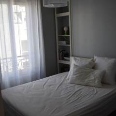 Апартаменты Large 1 Bedroom Apartment in Paris сейф в номере