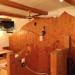 Отель Auberge au Petit Vélan сейф в номере