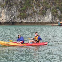Отель Halong Serenity Cruise Вьетнам, Халонг - отзывы, цены и фото номеров - забронировать отель Halong Serenity Cruise онлайн приотельная территория фото 2