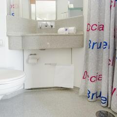 CABINN City Hotel спортивное сооружение