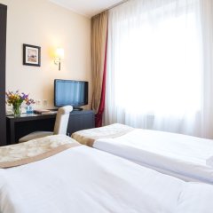 Гостиница «Reikartz Дворжец» Украина, Львов - отзывы, цены и фото номеров - забронировать гостиницу «Reikartz Дворжец» онлайн комната для гостей фото 5