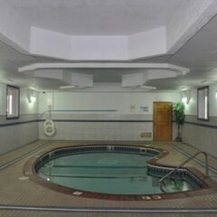 Отель Northwood Inn & Suites Блумингтон сауна