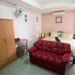Отель Pattaya Holiday Lodge Паттайя комната для гостей фото 2