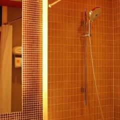 Отель BKK Home 24 Boutique Hotel Таиланд, Бангкок - отзывы, цены и фото номеров - забронировать отель BKK Home 24 Boutique Hotel онлайн ванная