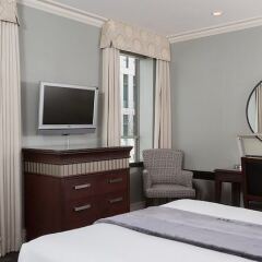 Отель The St. Regis Hotel Канада, Ванкувер - отзывы, цены и фото номеров - забронировать отель The St. Regis Hotel онлайн удобства в номере