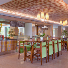 Отель Courtyard by Marriott Bali Nusa Dua Resort Индонезия, Бали - 2 отзыва об отеле, цены и фото номеров - забронировать отель Courtyard by Marriott Bali Nusa Dua Resort онлайн гостиничный бар