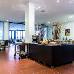 Astor Hotel питание