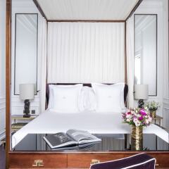 Отель J.K. Place Paris Париж в номере