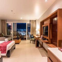 Ashlee Hub Hotel Patong комната для гостей фото 3