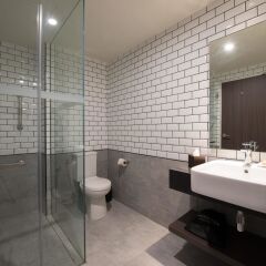 Отель Cititel Express Kuala Lumpur Малайзия, Куала-Лумпур - отзывы, цены и фото номеров - забронировать отель Cititel Express Kuala Lumpur онлайн ванная фото 2