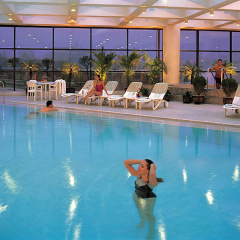 Отель Golden Flower Hotel Xian by Shangri-La Китай, Сиань - отзывы, цены и фото номеров - забронировать отель Golden Flower Hotel Xian by Shangri-La онлайн бассейн фото 2