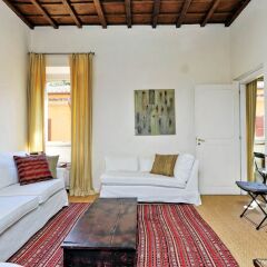 Апартаменты Trevi Lovely Terrace Apartment комната для гостей фото 3