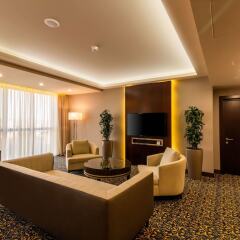 Ramada Hotel & Suites by Wyndham Yerevan in Yerevan, Armenia from 81$, photos, reviews - zenhotels.com guestroom photo 2