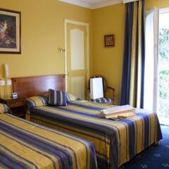 Golden Tulip Cannes hotel de Paris сейф в номере