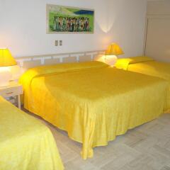 Sands Acapulco Hotel & Bungalows комната для гостей