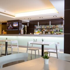 Отель Wyndham Rome Midas гостиничный бар