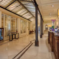 Отель NH Firenze Anglo American интерьер отеля