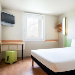 Отель ibis budget Paris Porte de Bercy Франция, Шарантон-ле-Пон - отзывы, цены и фото номеров - забронировать отель ibis budget Paris Porte de Bercy онлайн сейф в номере