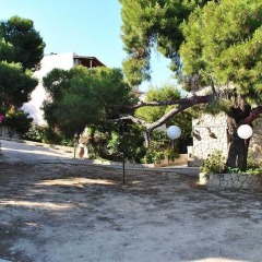Отель 123 Soleil Studios парковка