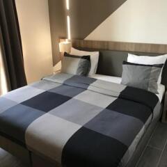 Отель Hôtel Stalingrad комната для гостей фото 3
