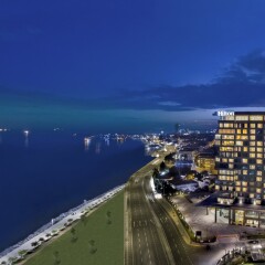 Отель Hilton Istanbul Bakirkoy пляж