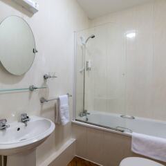 Отель Kelvin Apartments Великобритания, Глазго - отзывы, цены и фото номеров - забронировать отель Kelvin Apartments онлайн ванная