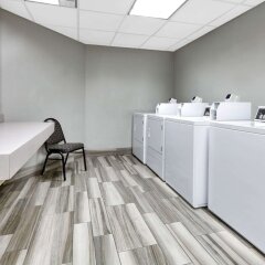 Отель La Quinta Inn & Suites Dallas North Central спа