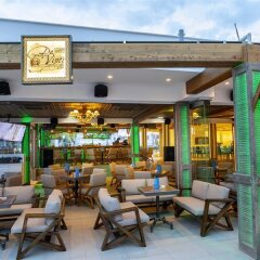 Отель Limanaki Beach Hotel Кипр, Айя-Напа - 1 отзыв об отеле, цены и фото номеров - забронировать отель Limanaki Beach Hotel онлайн интерьер отеля фото 2