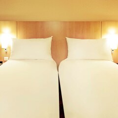 Отель ibis Marseille Est La Valentine комната для гостей фото 4