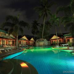 Отель Andaman Seaside Resort бассейн