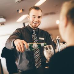 Отель Original Sokos Hotel Albert Финляндия, Хельсинки - 9 отзывов об отеле, цены и фото номеров - забронировать отель Original Sokos Hotel Albert онлайн развлечения