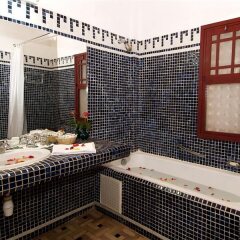Отель Ouarzazate Le Riad Марокко, Уарзазат - отзывы, цены и фото номеров - забронировать отель Ouarzazate Le Riad онлайн ванная