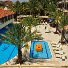 Çinar Family Suite Hotel Турция, Сиде - отзывы, цены и фото номеров - забронировать отель Çinar Family Suite Hotel онлайн пляж