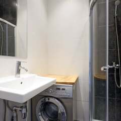 Отель SanSebastianForYou Zurriola Apartment Испания, Сан-Себастьян - отзывы, цены и фото номеров - забронировать отель SanSebastianForYou Zurriola Apartment онлайн ванная