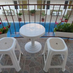 Family Hotel Bohemi Равда балкон