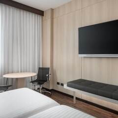 Отель AC Hotel Firenze by Marriott Италия, Флоренция - 1 отзыв об отеле, цены и фото номеров - забронировать отель AC Hotel Firenze by Marriott онлайн комната для гостей фото 4