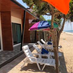 Отель Lanta Seafront Resort Ланта