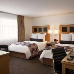 Отель Carlyle Inn комната для гостей фото 4