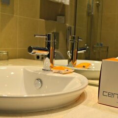 Centro Al Manhal Hotel by Rotana ванная