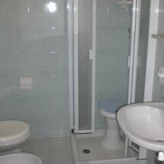 Hotel Arno Римини ванная