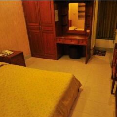 Апартаменты Sathorn Saint View Serviced Apartment Бангкок комната для гостей