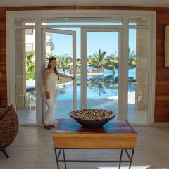Отель Playa Escondida Beach Club сауна