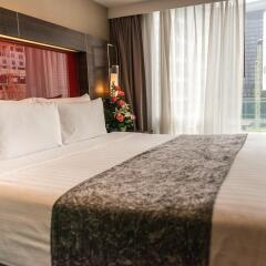 Legacy Suites Hotel Sukhumvit by Compass Hospitality 4* Улучшенный люкс с разными типами кроватей фото 11