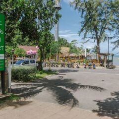 Отель Aonang Buri Resort парковка