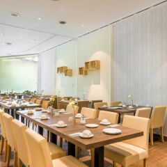 Отель Novum Hotel Madison Düsseldorf Hauptbahnhof Германия, Дюссельдорф - 8 отзывов об отеле, цены и фото номеров - забронировать отель Novum Hotel Madison Düsseldorf Hauptbahnhof онлайн питание фото 3
