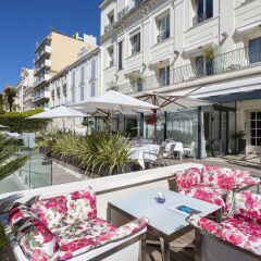 Отель Hôtel Le Canberra - Hôtels Ocre et Azur