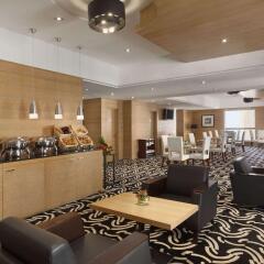 Отель Delta by Marriott Jumeirah Beach