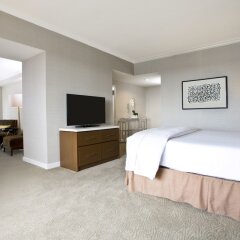 Отель InterContinental Los Angeles Century City at Beverly Hills США, Лос-Анджелес - отзывы, цены и фото номеров - забронировать отель InterContinental Los Angeles Century City at Beverly Hills онлайн удобства в номере
